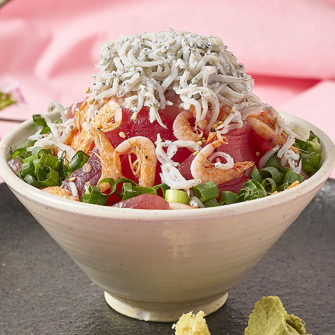 まぐろ赤富士丼